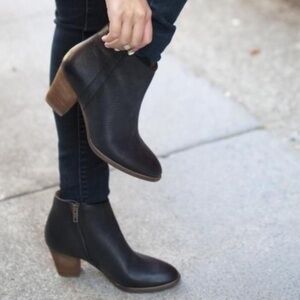 Madewell Black Leather Billie Ankle Boot Size 7.5 stack wood heel